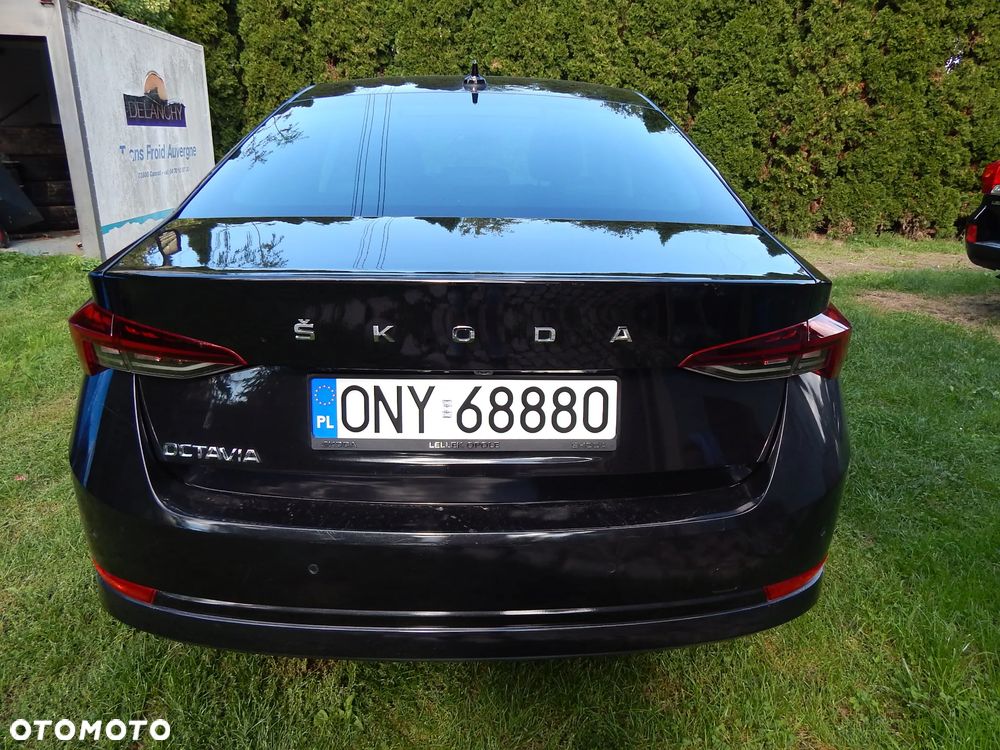 Skoda Octavia 2.0 TDI Ambition DSG - 7