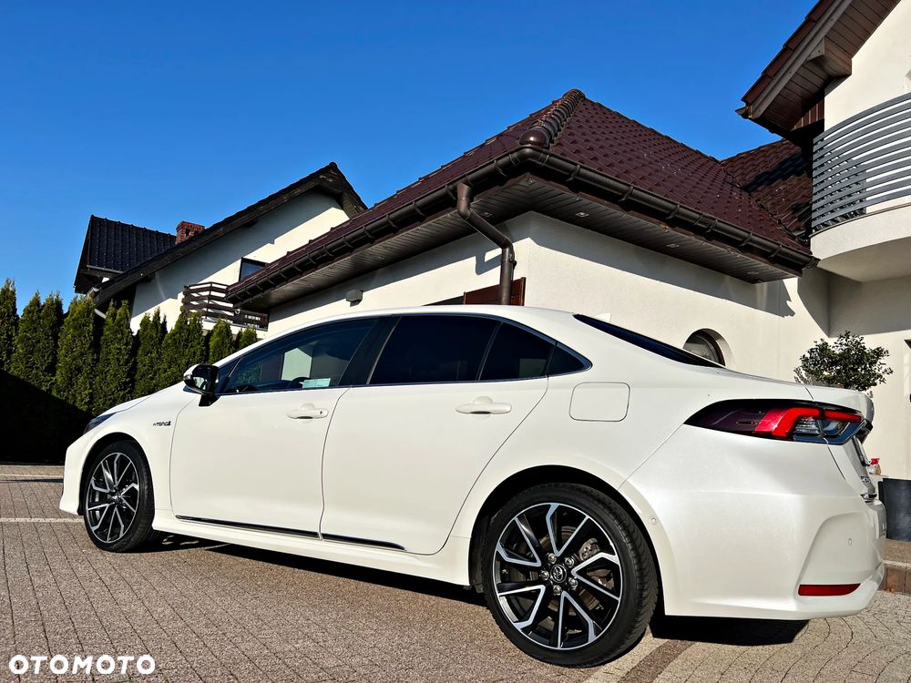 Toyota Corolla 1.8 Hybrid Executive - 4