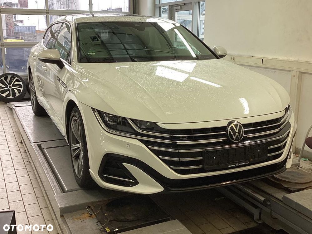 Volkswagen Arteon 2.0 TSI DSG R-Line Edition - 2