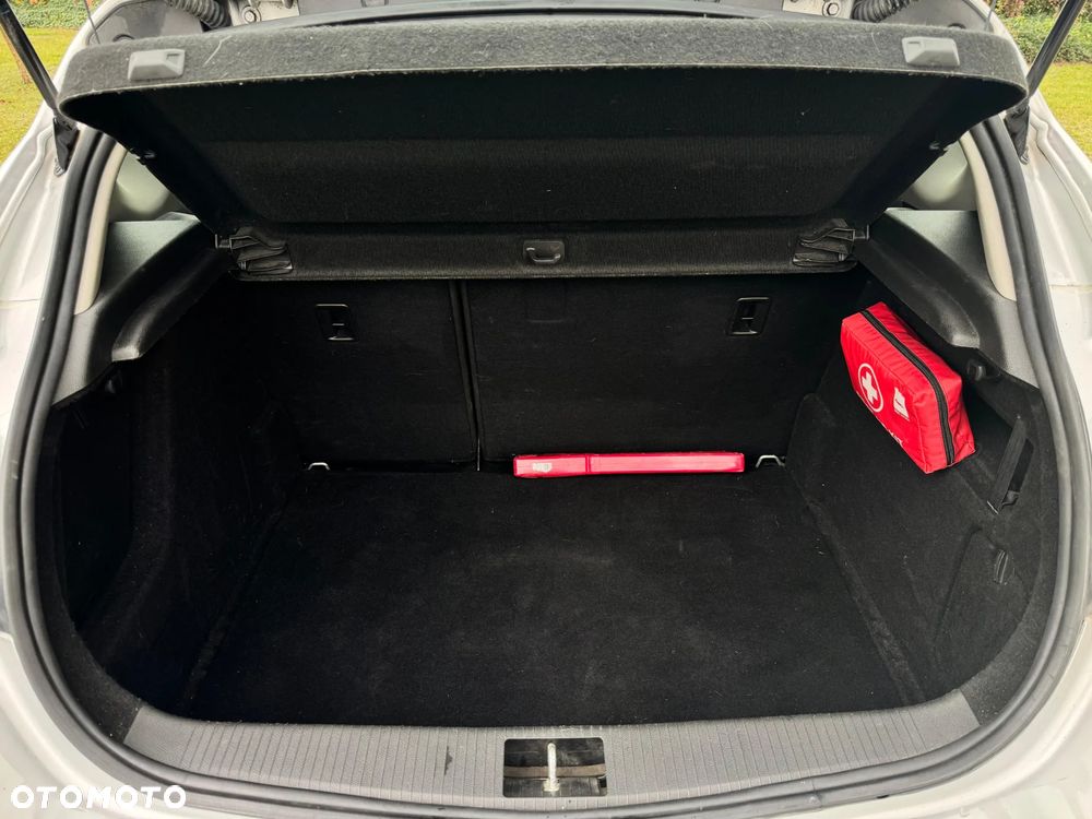Opel Astra V 1.6 CDTI Dynamic - 27