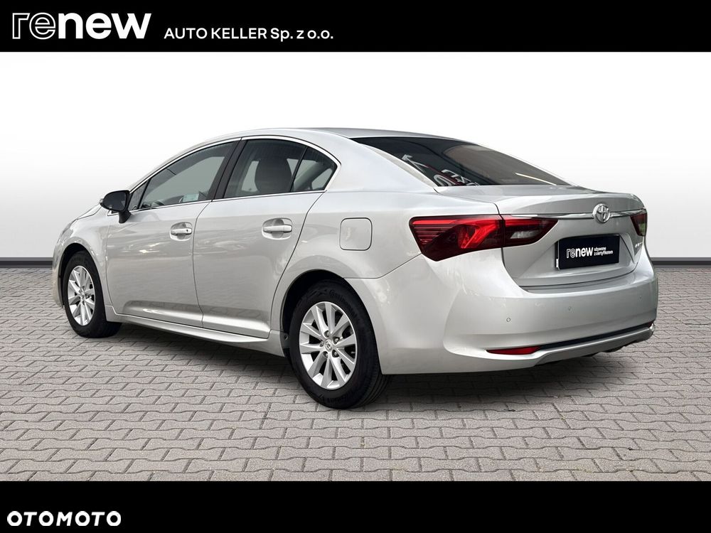 Toyota Avensis - 4