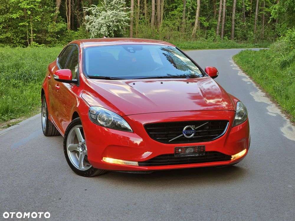 Volvo V40 T3 Momentum - 3