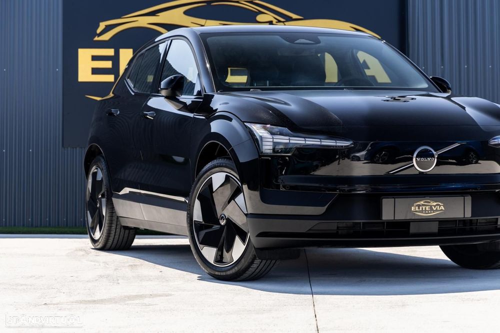 Volvo EX30 69 kWh Single Motor Extended Range Black Edition - 15