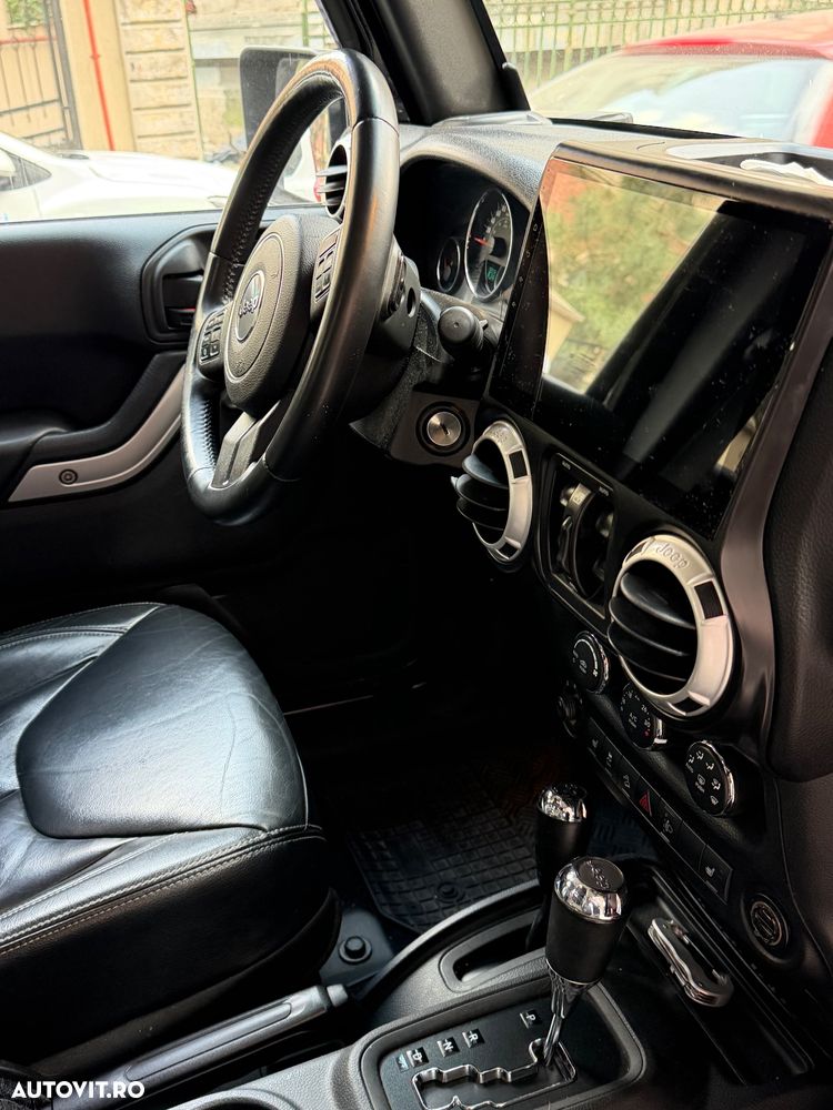 Jeep Wrangler 2.8 CRD AT Sahara - 9