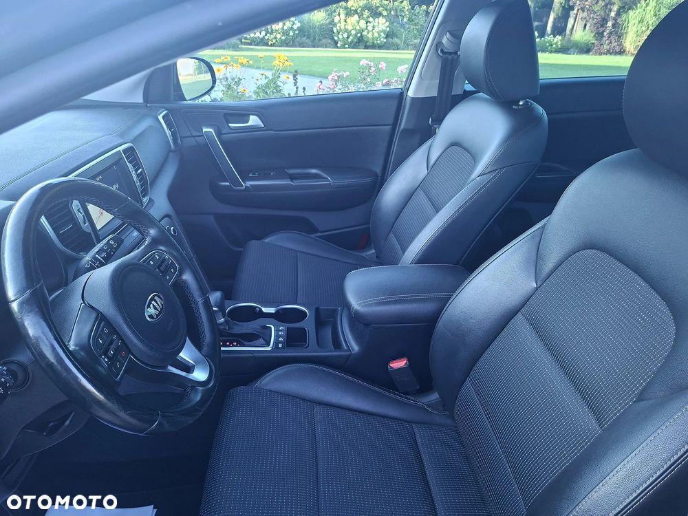 Kia Sportage - 16