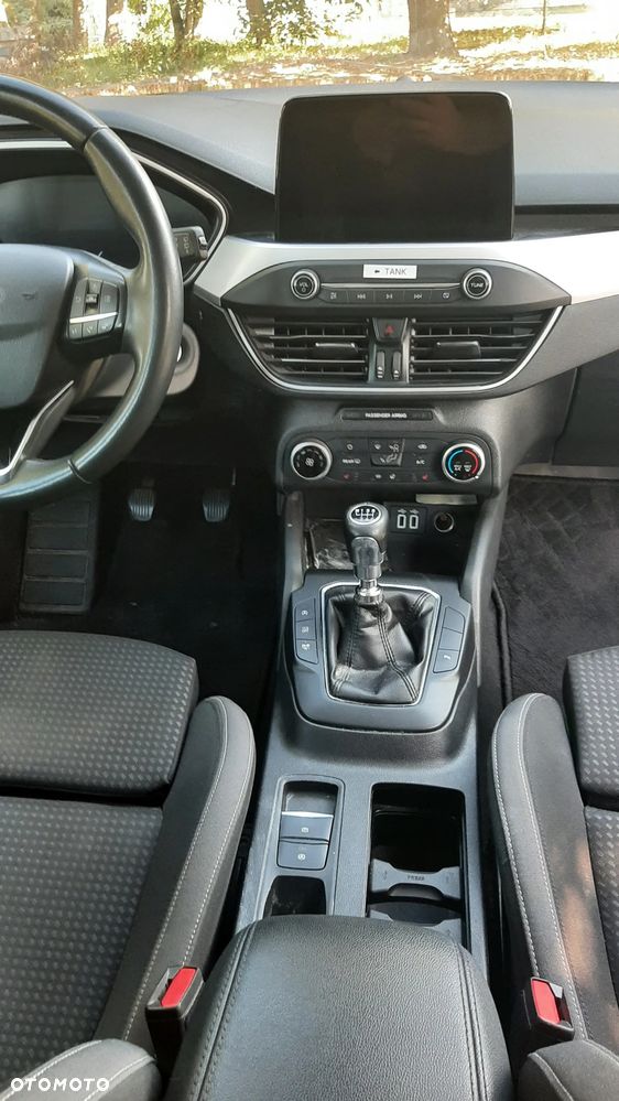 Ford Focus - 19