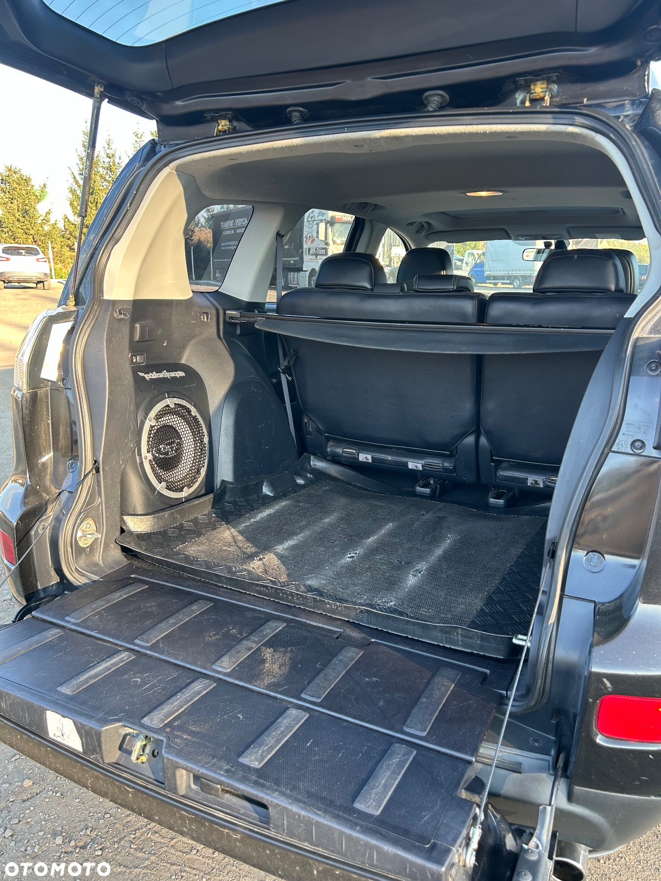 Mitsubishi Outlander 2.4 4WD CVT Intense - 19