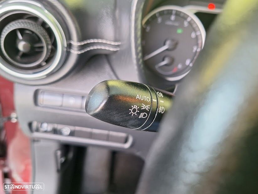 Nissan Juke 1.0 DIG-T Tekna Two Tone DCT - 18