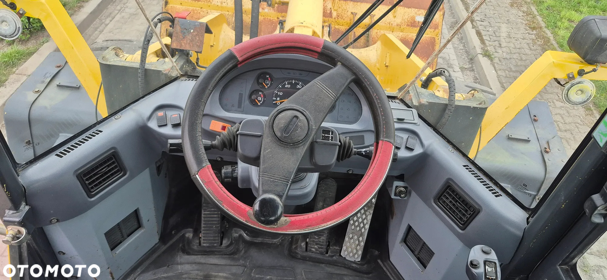 Komatsu WA -320 -5 Klimatyzacja 10300mtg - 12