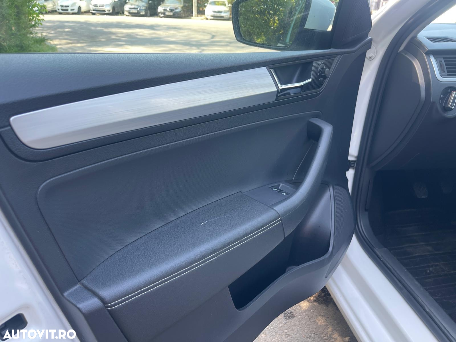 Skoda RAPID 1.6 TDI Ambition - 10