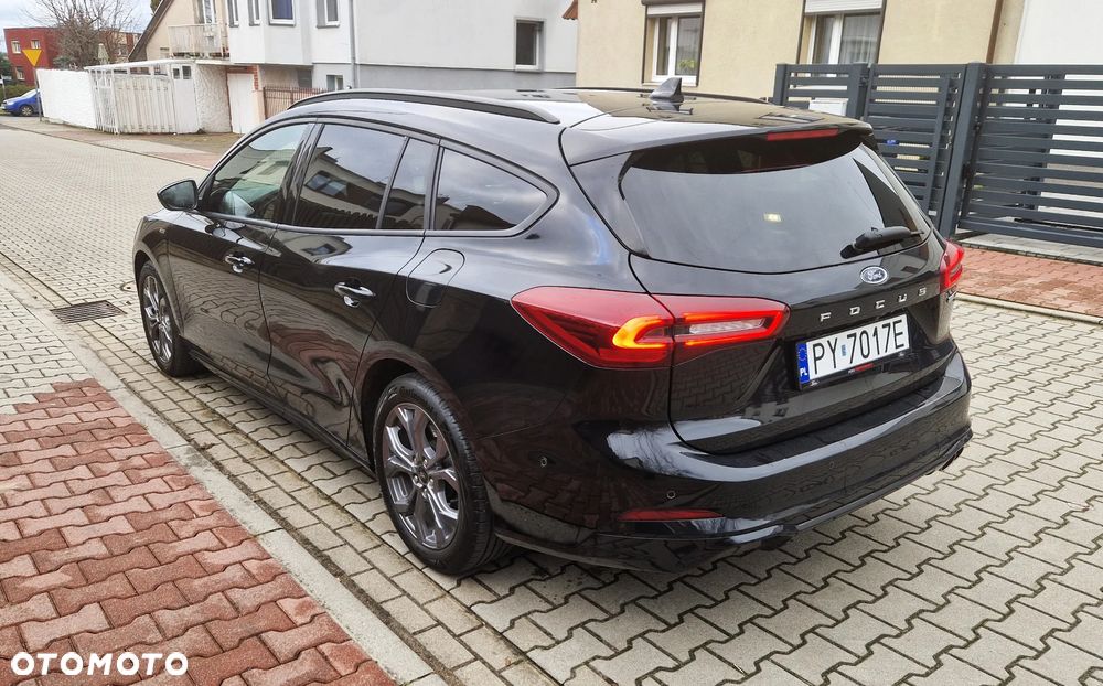 Ford Focus 1.0 EcoBoost Hybrid ST-LINE STYLE - 3