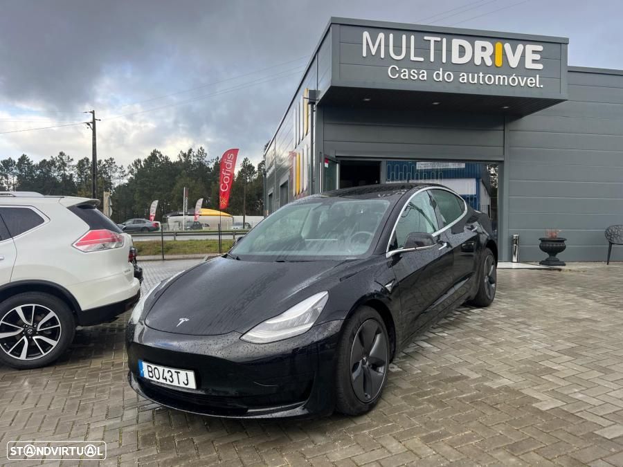 Tesla Model 3 Standard Range Plus RWD - 1