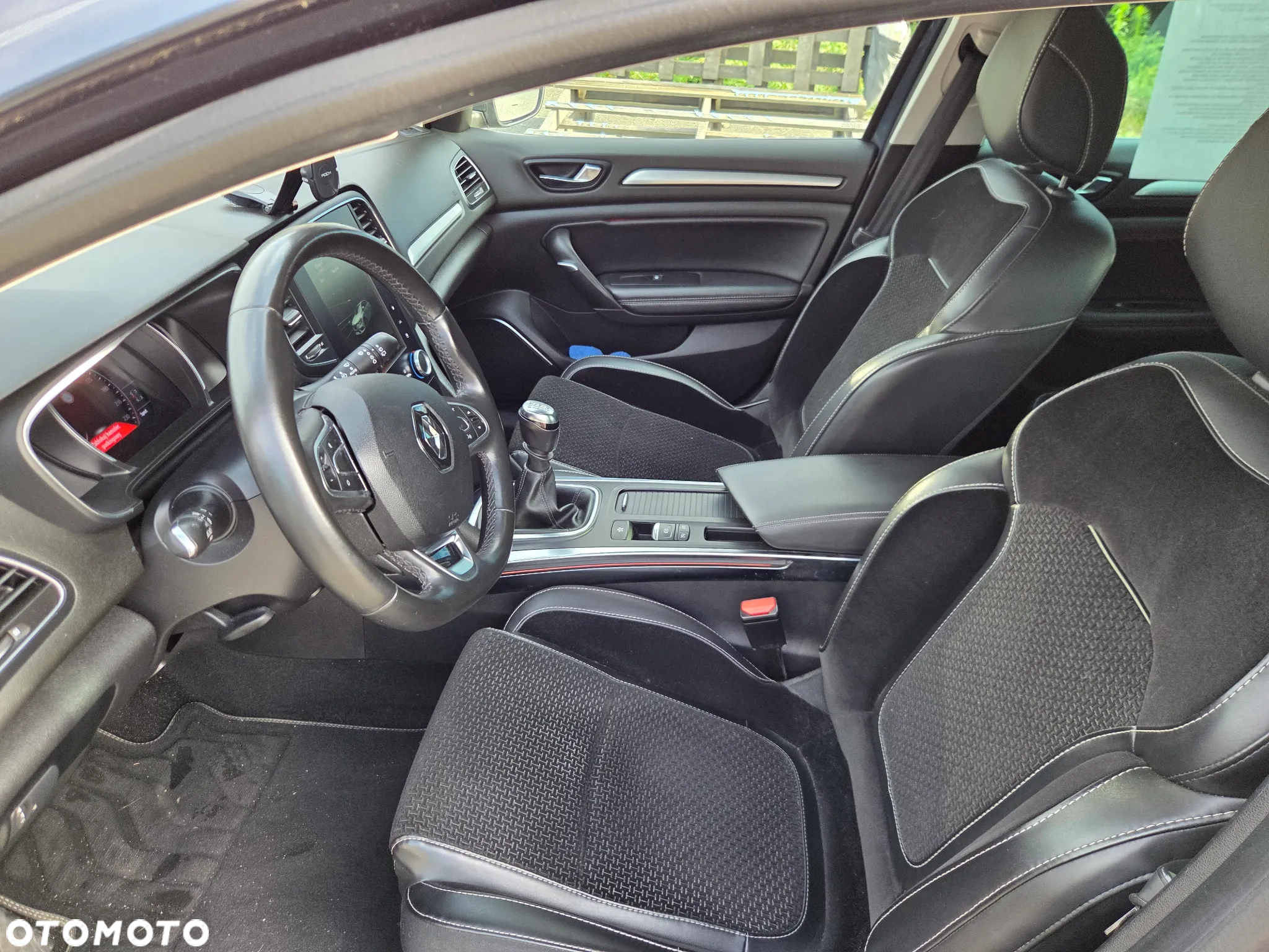 Renault Megane ENERGY TCe 130 INTENS - 18