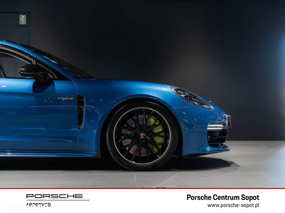 Porsche Panamera - 12