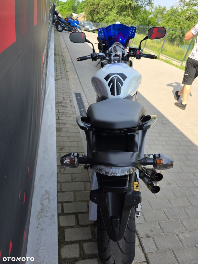 Honda Hornet - 29