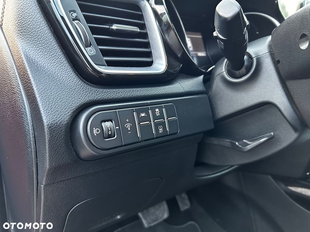 Kia XCeed 1.4 T-GDI OPF DCT7 JBL SOUND EDITION - 29