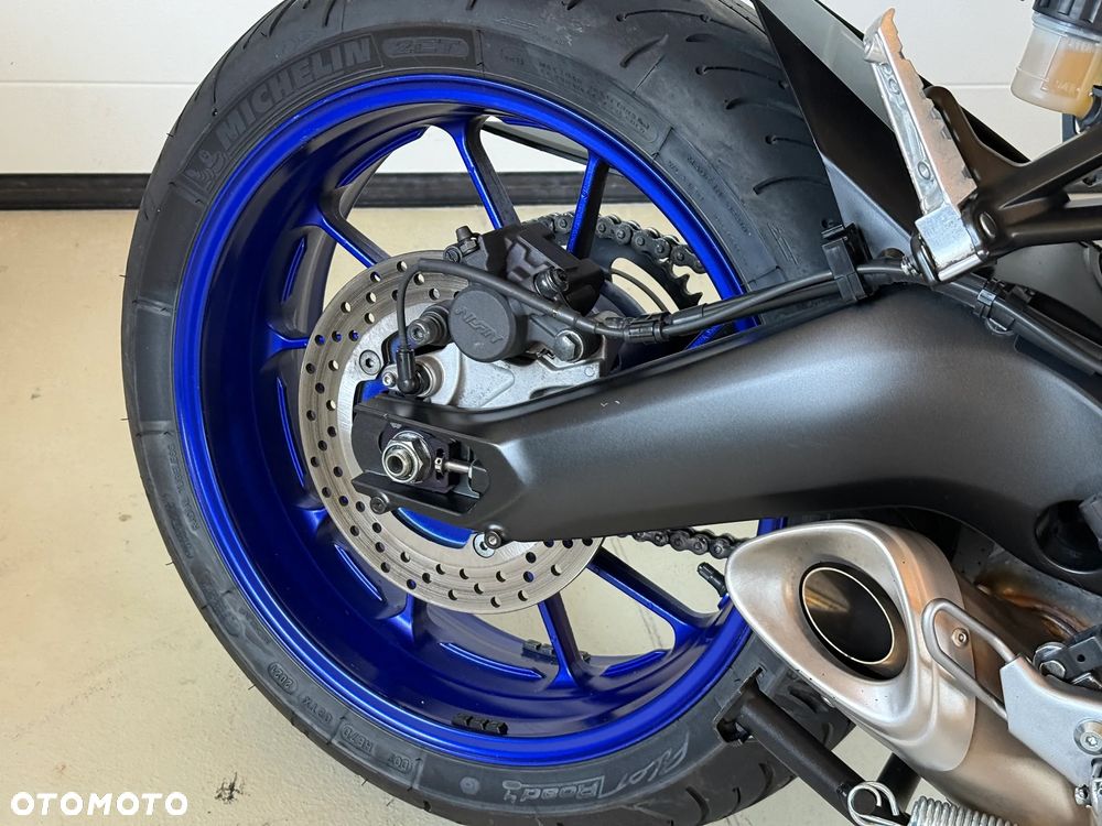 Yamaha MT - 22