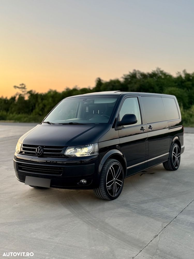 Volkswagen Multivan - 1