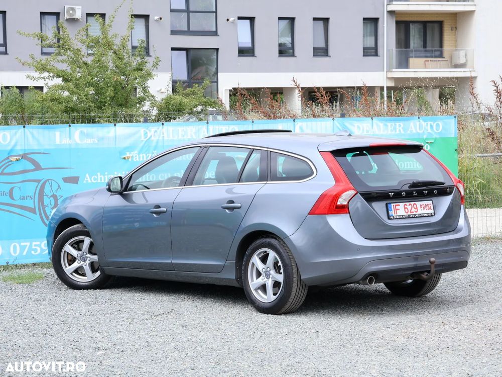 Volvo V60 D2 Geartronic Momentum - 20