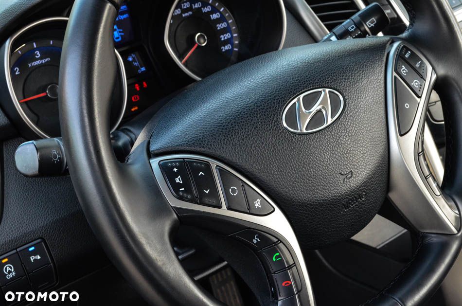 Hyundai i30 1.6 CRDi Premium - 38