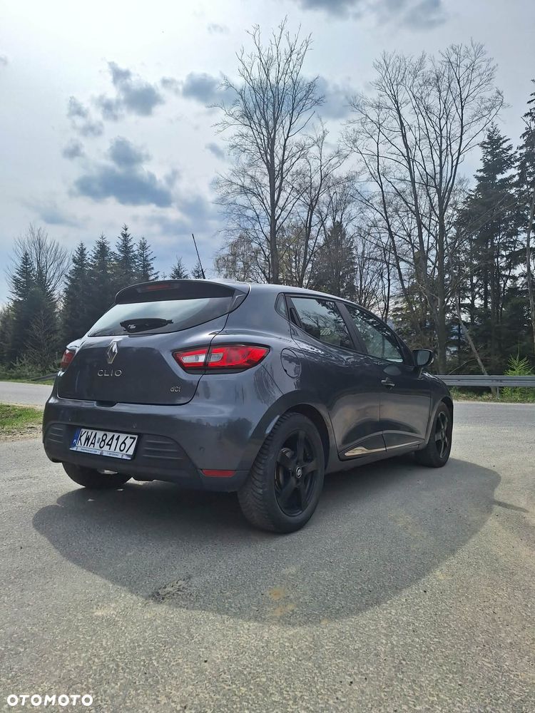 Renault Clio - 5
