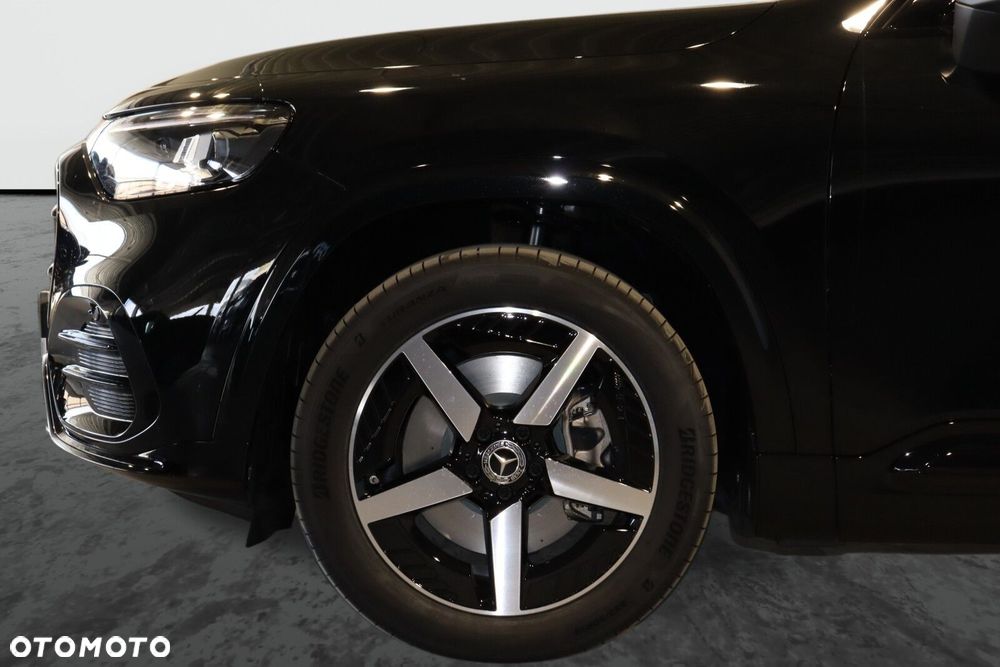 Mercedes-Benz GLB - 7