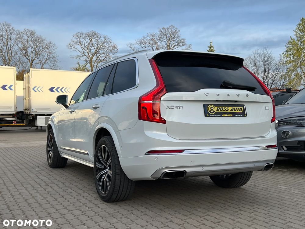 Volvo XC 90 - 7