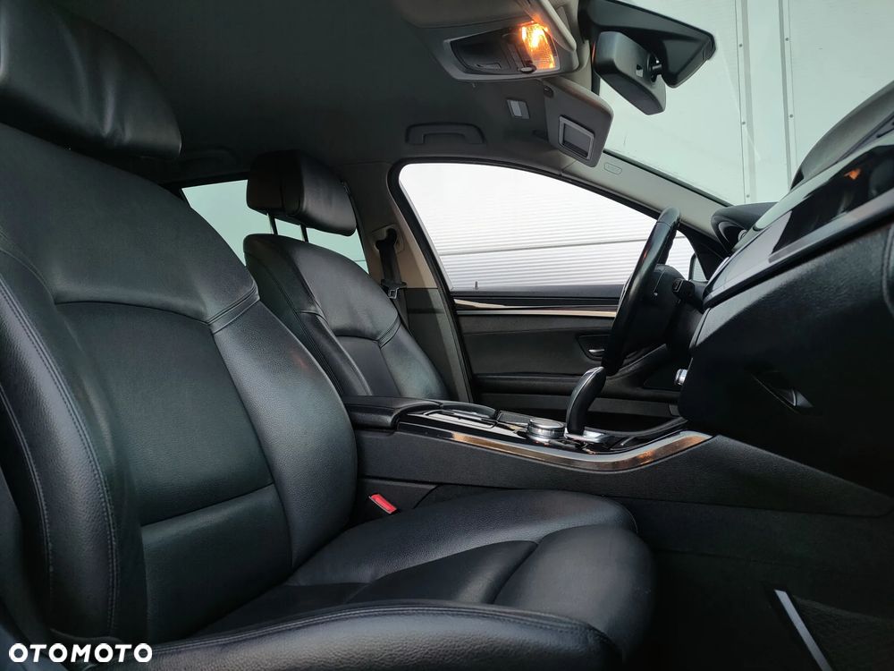 BMW Seria 5 - 35