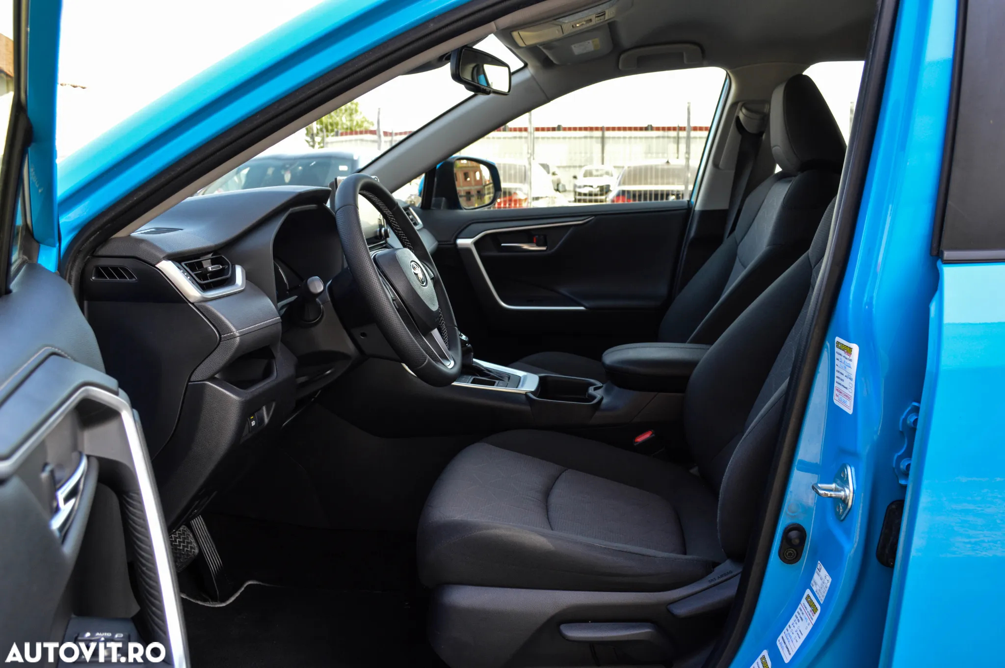 Toyota RAV4 2.5 4x2 Hybrid Business Edition - 27