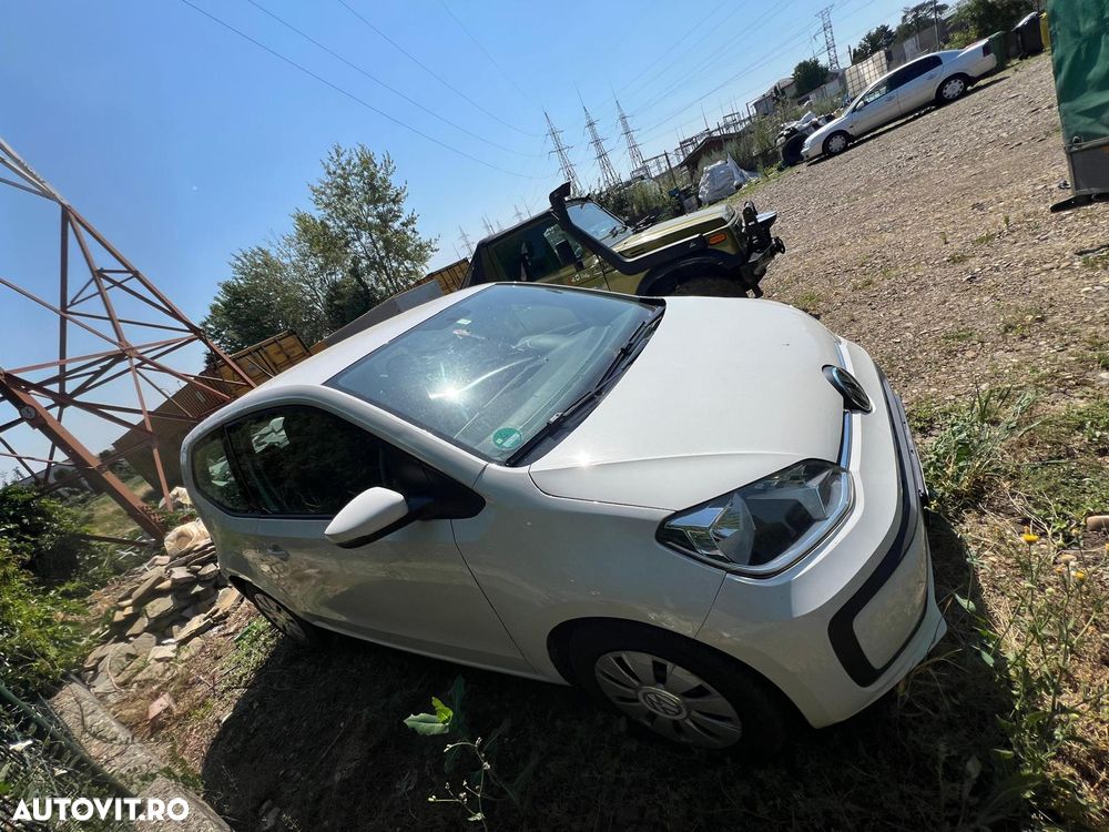 Volkswagen up! Standard - 6