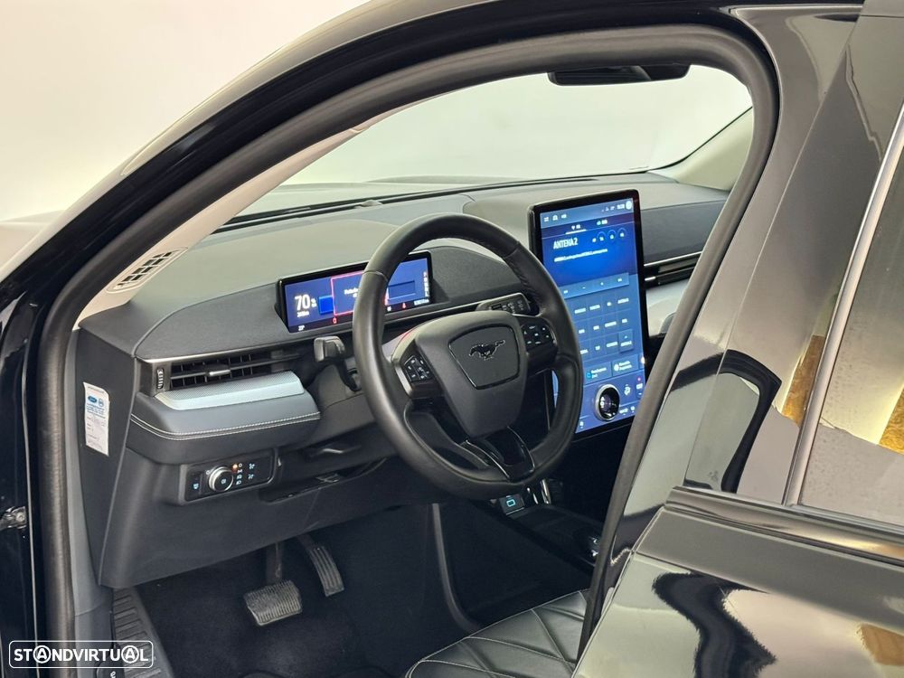 Ford Mustang Mach-E 72.6 kWh Base - 27