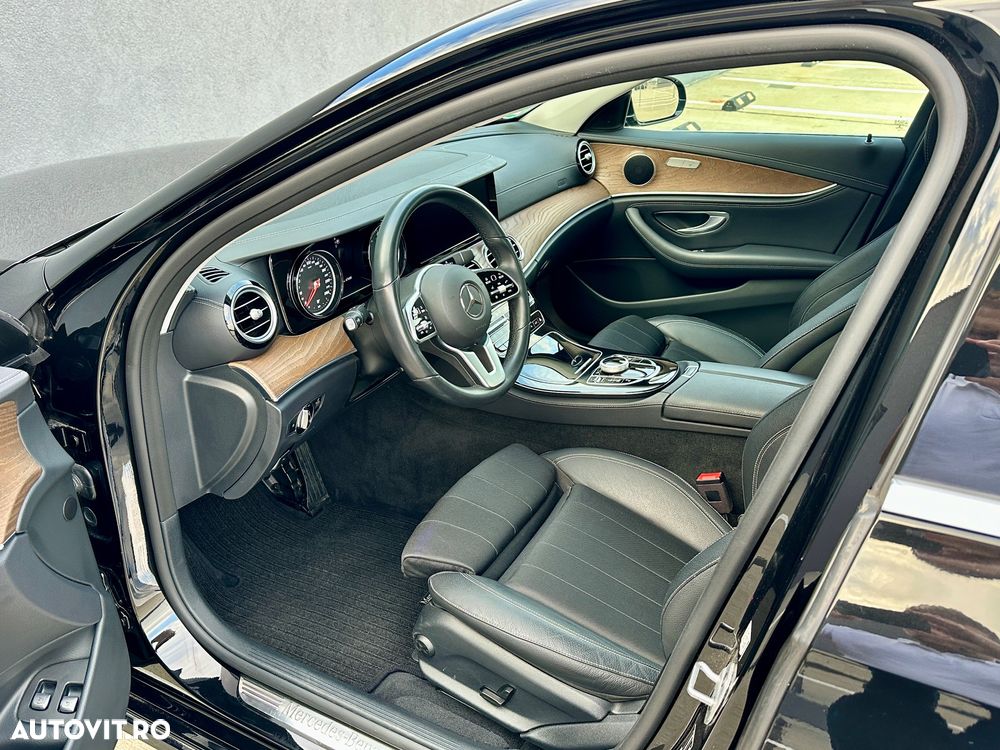 Mercedes-Benz E 300 Aut. - 9