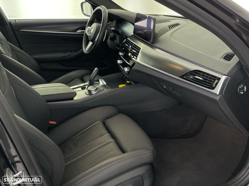 BMW 520 e Pack M - 23