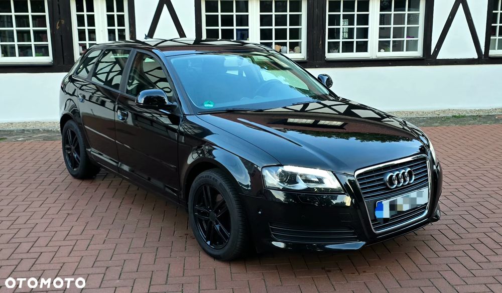 Audi A3 Sportback - 2