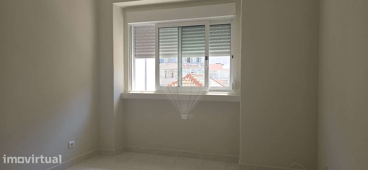 Apartamento T2 para arrendamento - Grande imagem: 2/17