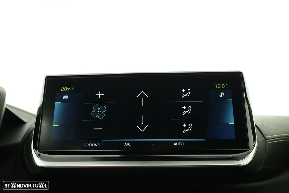 Peugeot e-2008 50 kWh GT - 14