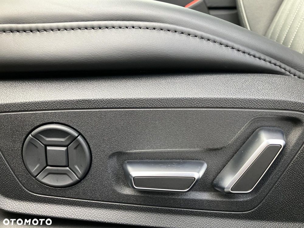 Audi A6 Allroad - 13