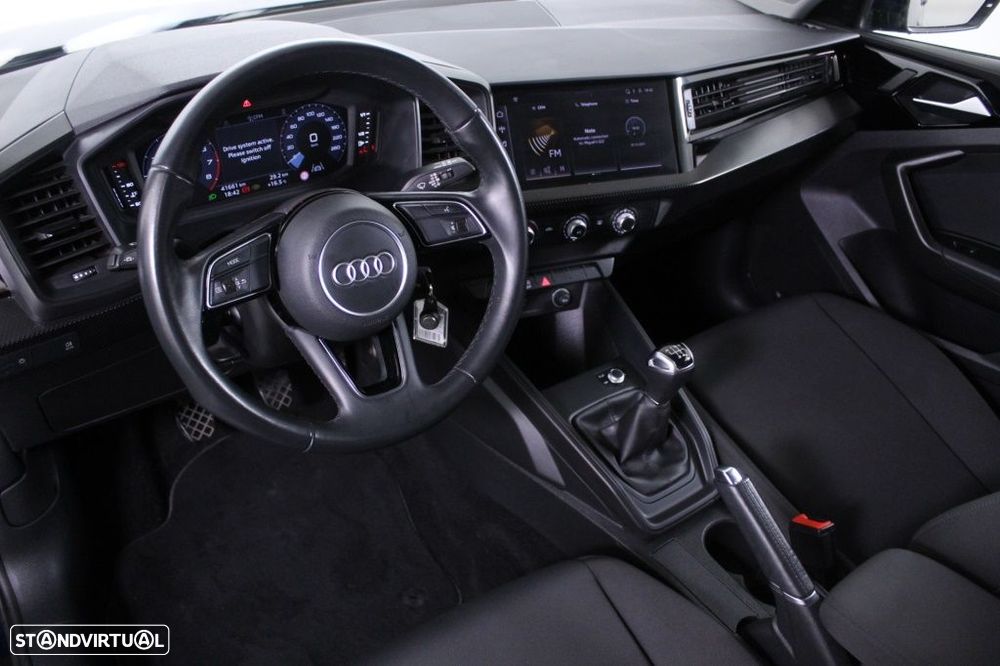 Audi A1 Sportback 25 TFSI Advanced - 32