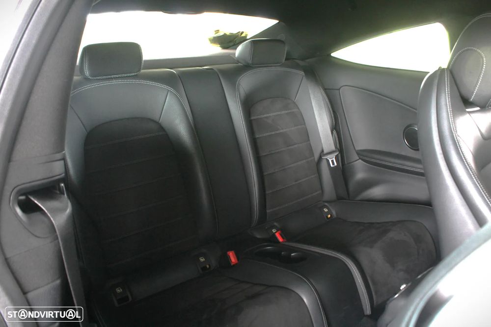 Mercedes-Benz C 220 d Cabrio AMG Line - 39