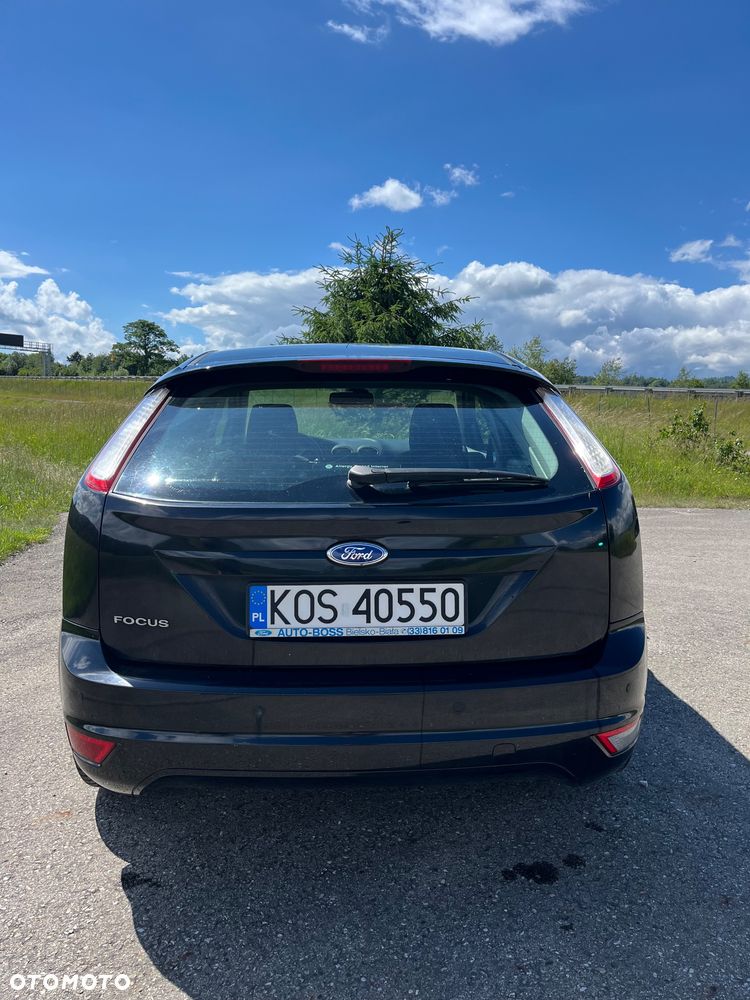 Ford Focus 1.6 Trend - 16