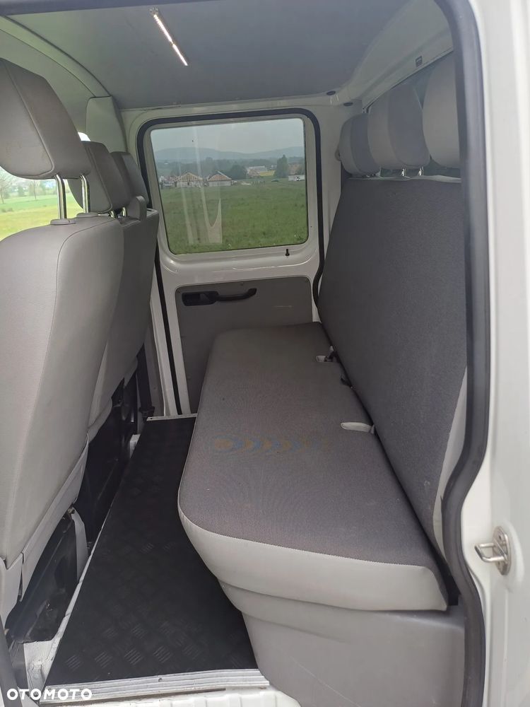Volkswagen Transporter - 23