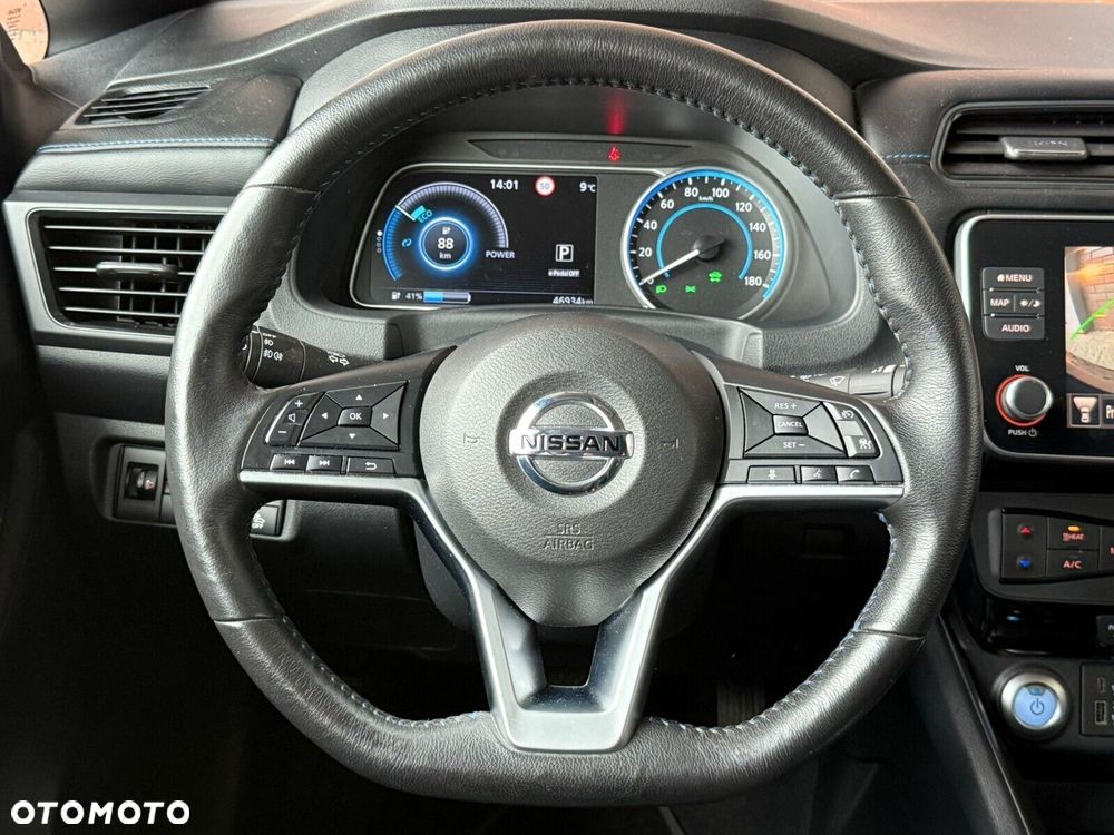 Nissan Leaf - 16