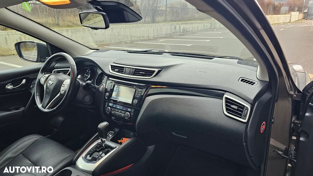 Nissan Qashqai 1.6 DCI Start/Stop X-TRONIC Tekna - 9