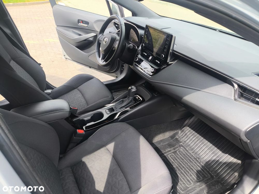 Toyota Corolla 1.8 Hybrid Comfort - 30