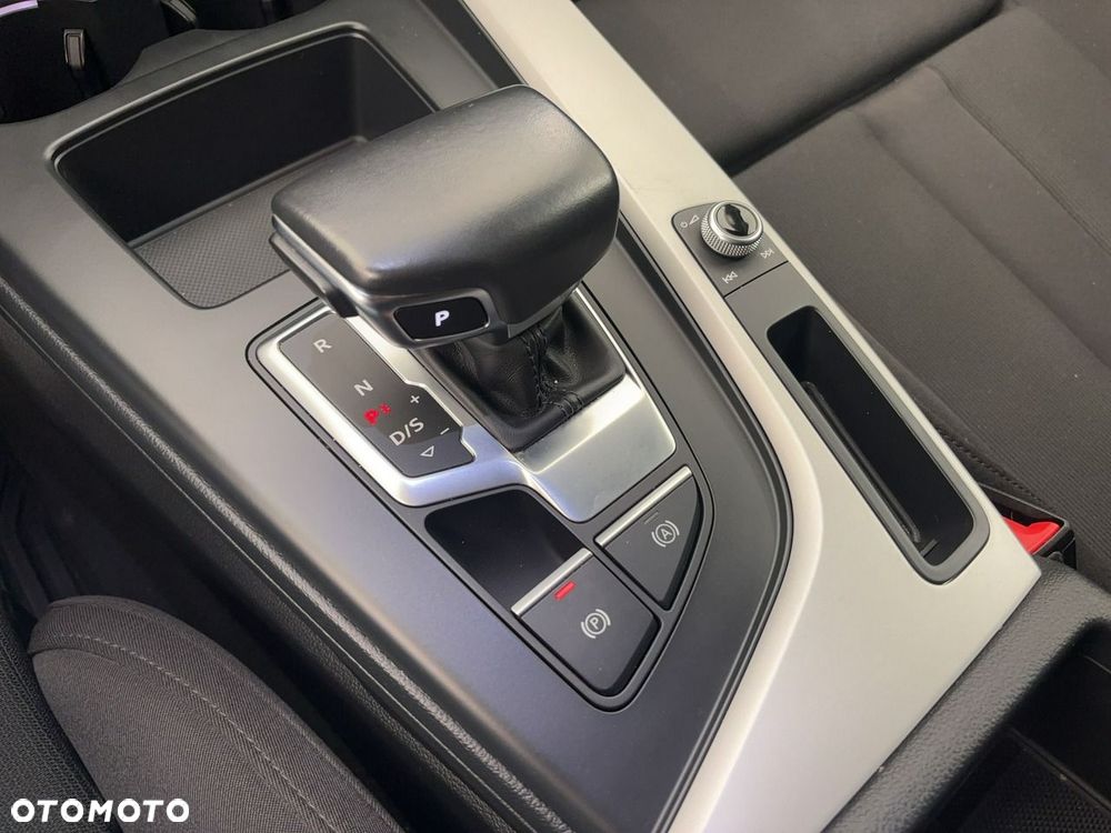 Audi A4 Avant 35 TDI mHEV S tronic - 18