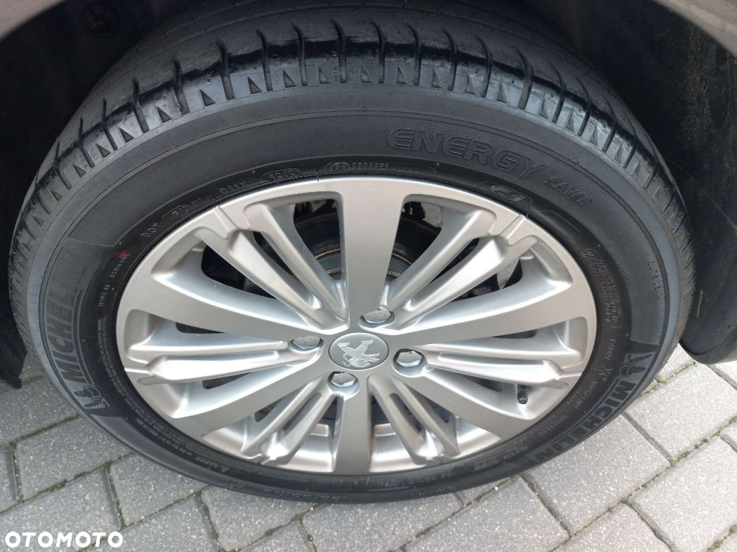 Peugeot 208 - 9
