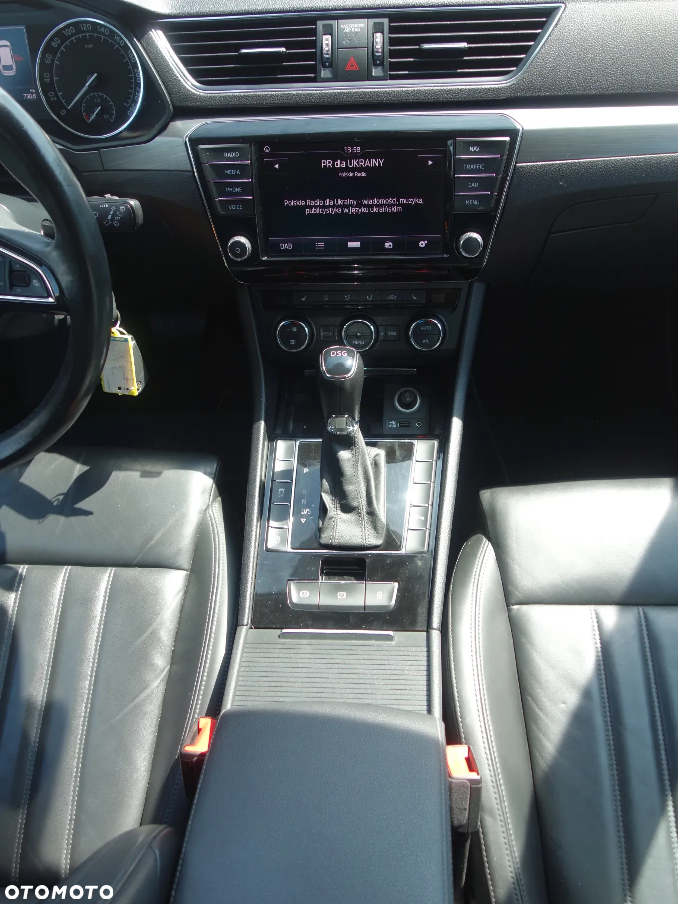 Skoda Superb Combi 2.0 TDI DSG Ambition - 12