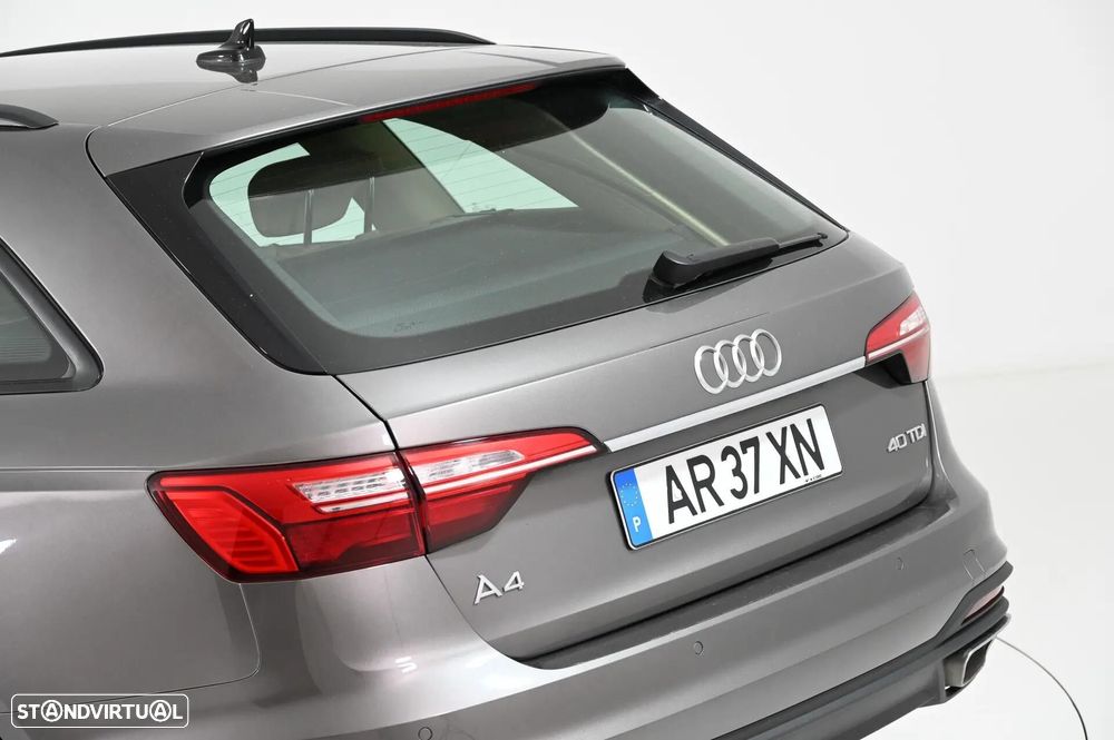 Audi A4 Avant 40 TDI S tronic - 14