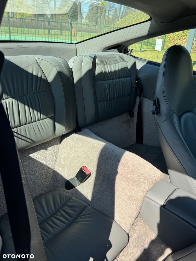 Porsche 911 Carrera 4 - 9