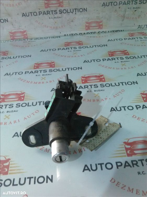 butuc capota portbagaj opel astra g - 1
